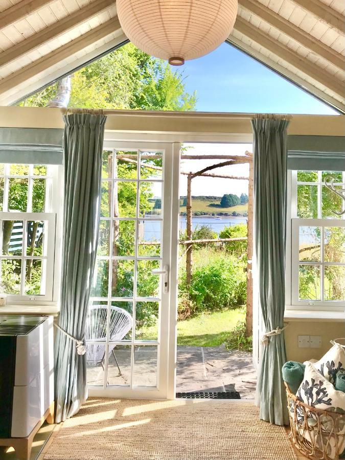 Coastal Chic Waterfront Studio Kinsale Ngoại thất bức ảnh