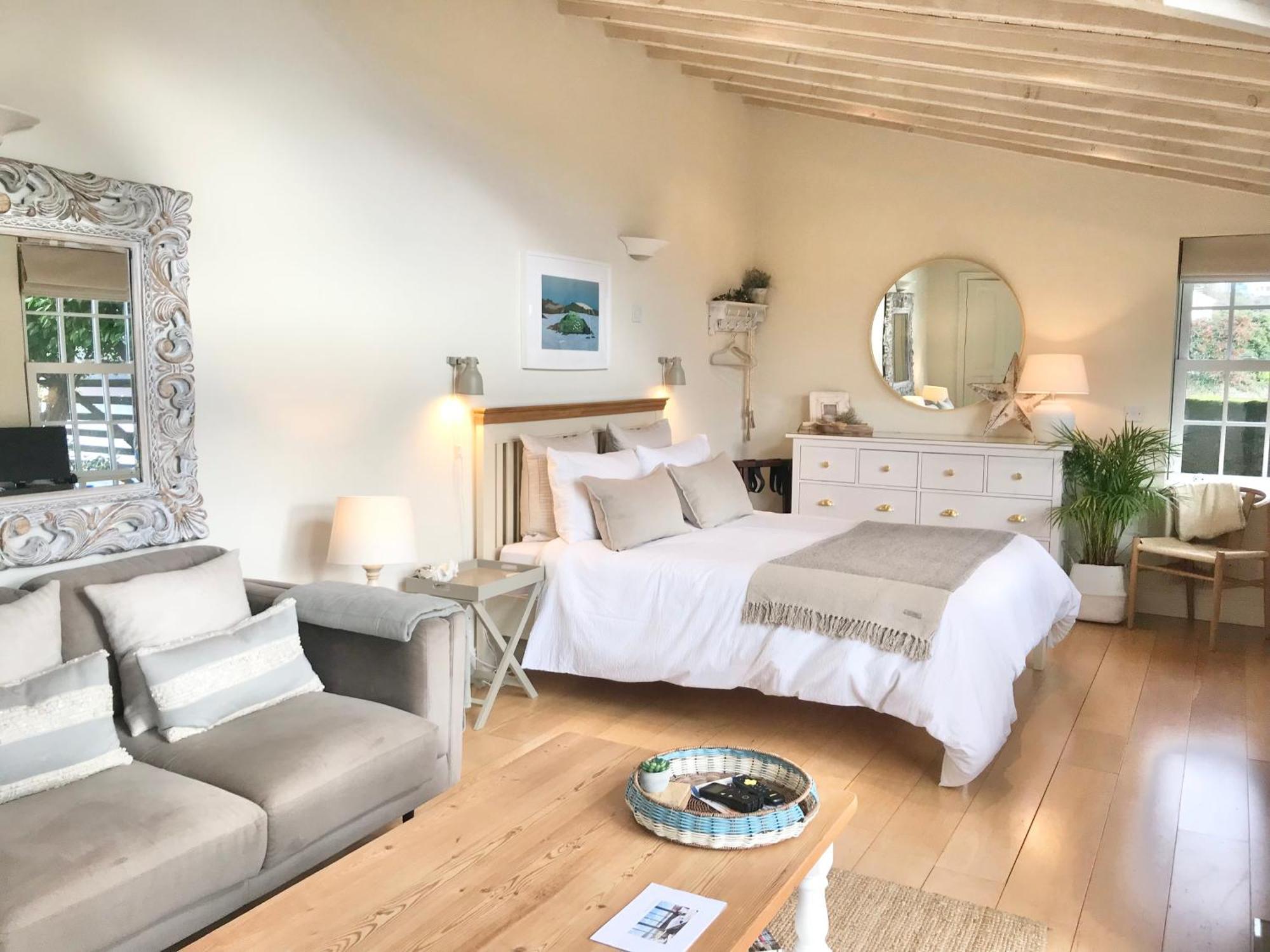 Coastal Chic Waterfront Studio Kinsale Ngoại thất bức ảnh