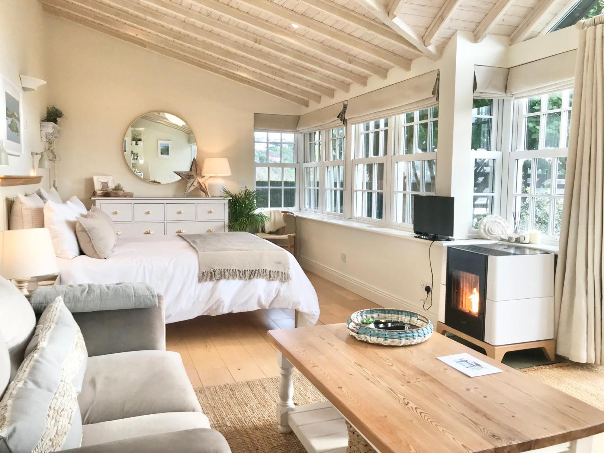 Coastal Chic Waterfront Studio Kinsale Ngoại thất bức ảnh